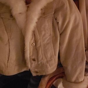 Cropped corduroy winter jacket .